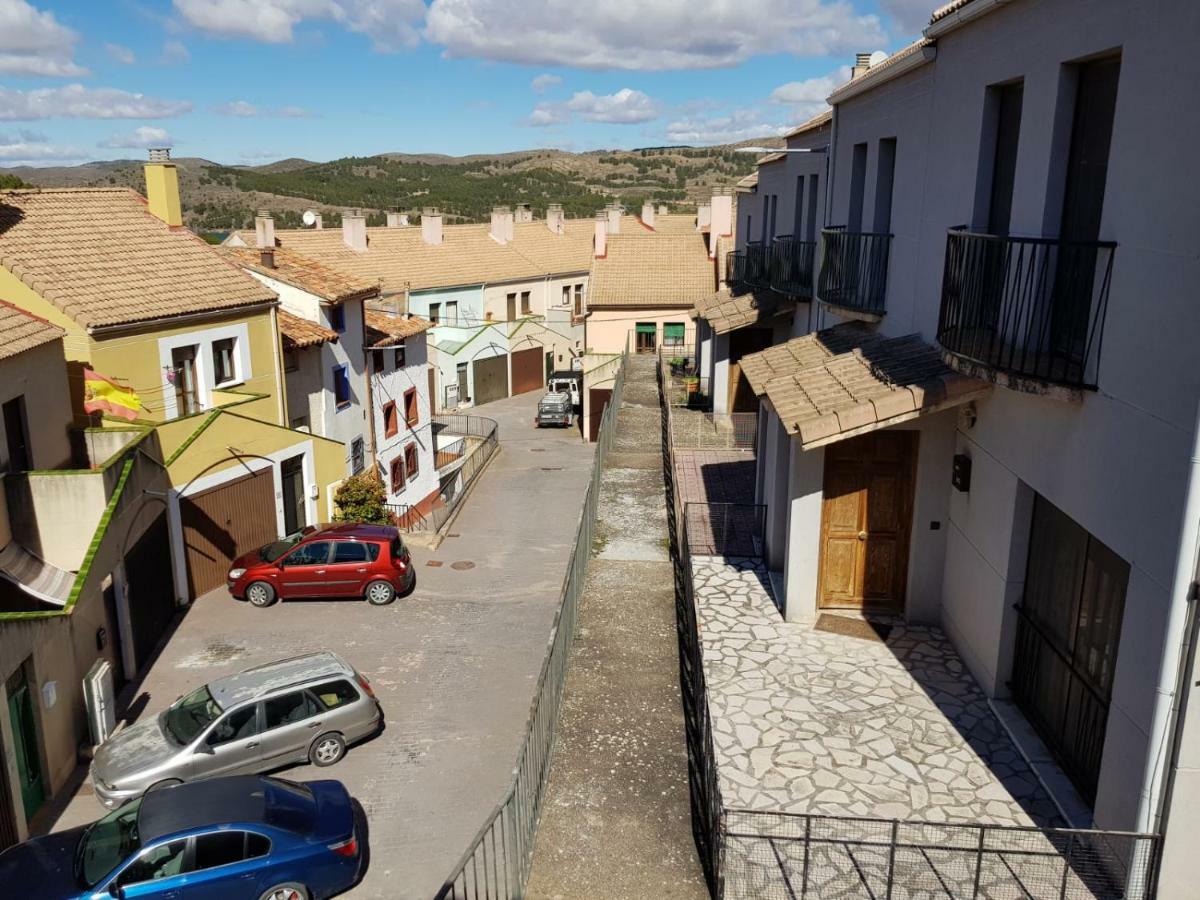 Casa Rural Casco Antiguo Nuévalos エクステリア 写真